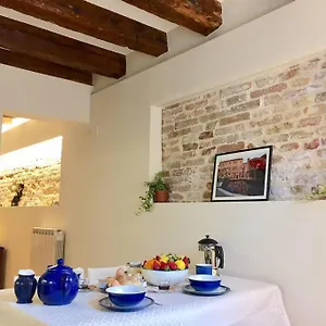https://ca-spendore-del-sole.hotelinveneto.com